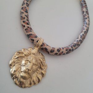 Vintage Fashion Runway Lion Gold Tone Ethnic Cheetah Necklace Brown
